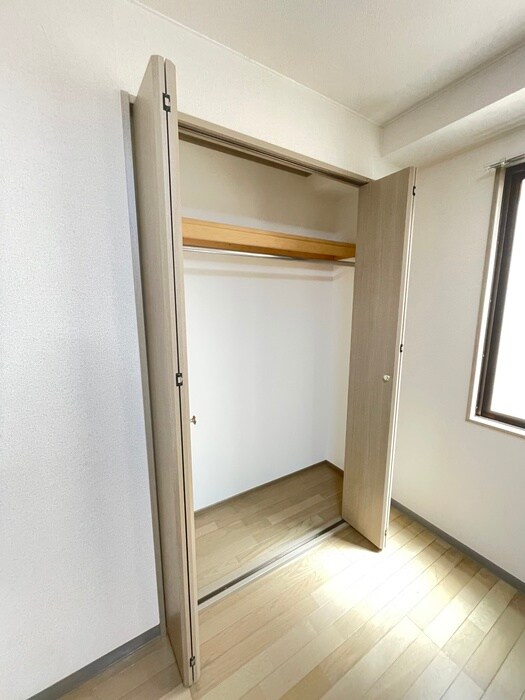 物件内観写真15　(収納)