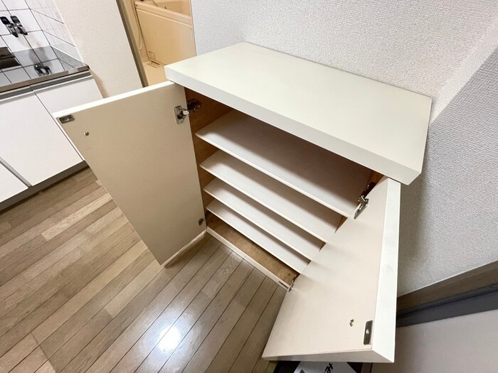 物件内観写真16　(靴箱)