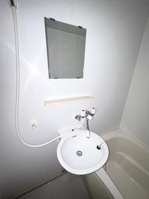 物件内観写真13　(洗面)