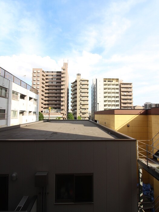 物件内観写真22　(室内からの展望)