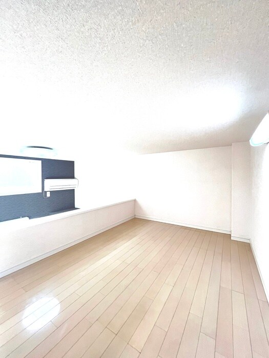 物件内観写真9　(ロフト)