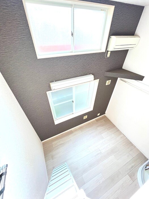 物件内観写真16　(居室)