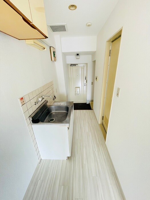 物件内観写真21　(廊下)