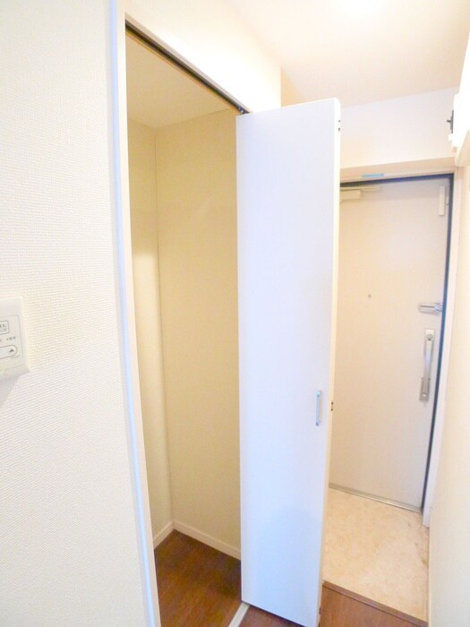 物件内観写真9　(収納)