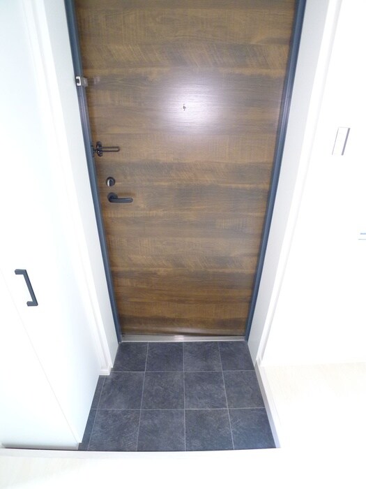 物件内観写真15　(玄関)