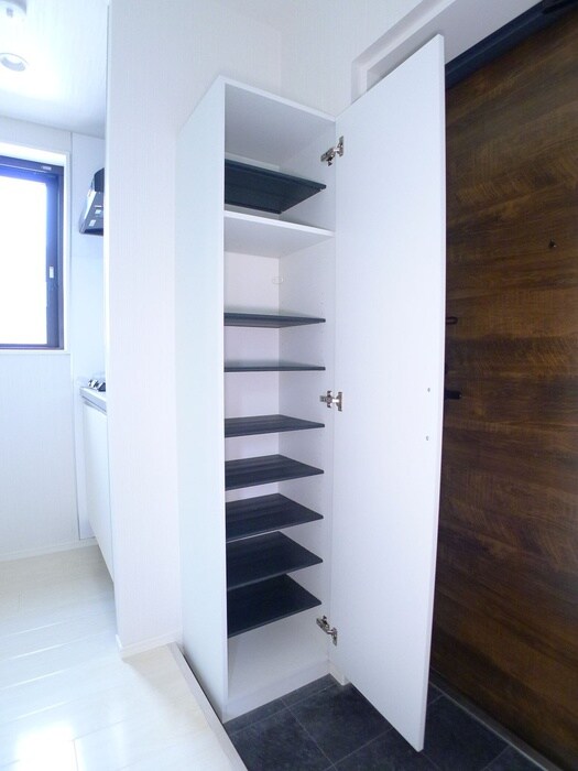 物件内観写真16　(靴箱)