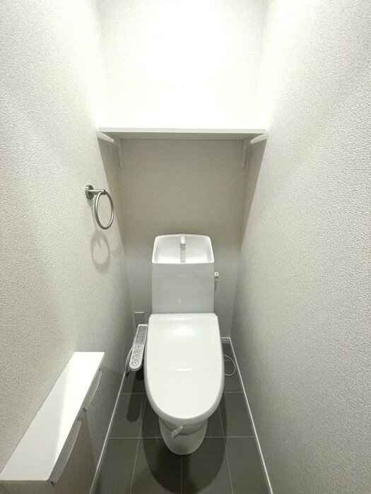 物件内観写真14　(トイレ)