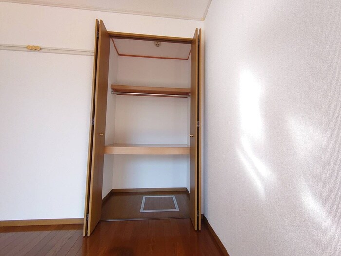 物件内観写真9　(収納)