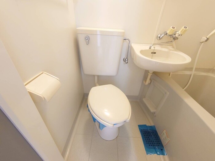 物件内観写真14　(トイレ)
