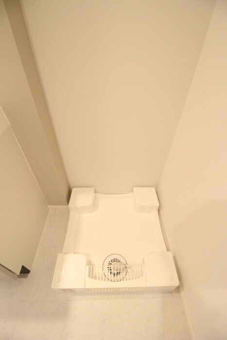 物件内観写真11　(洗濯機置場)