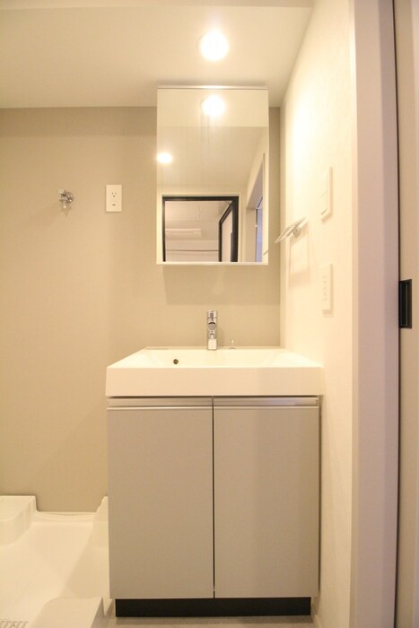 物件内観写真12　(洗面)