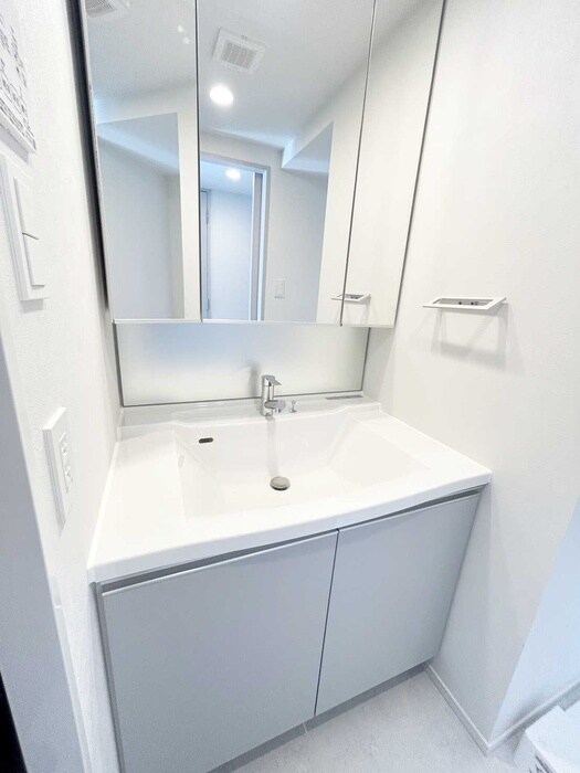 物件内観写真12　(洗面)