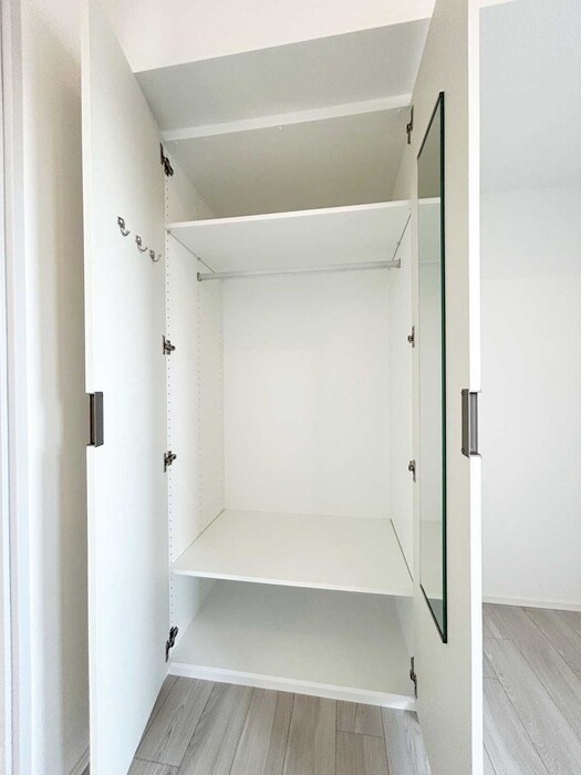 物件内観写真15　(収納)