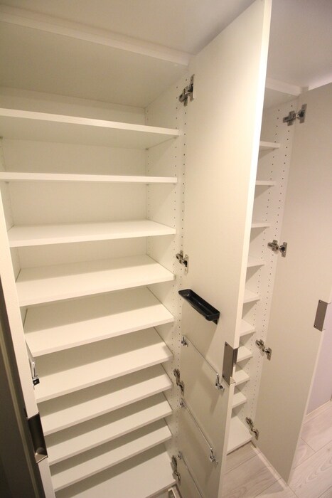 物件内観写真16　(靴箱)