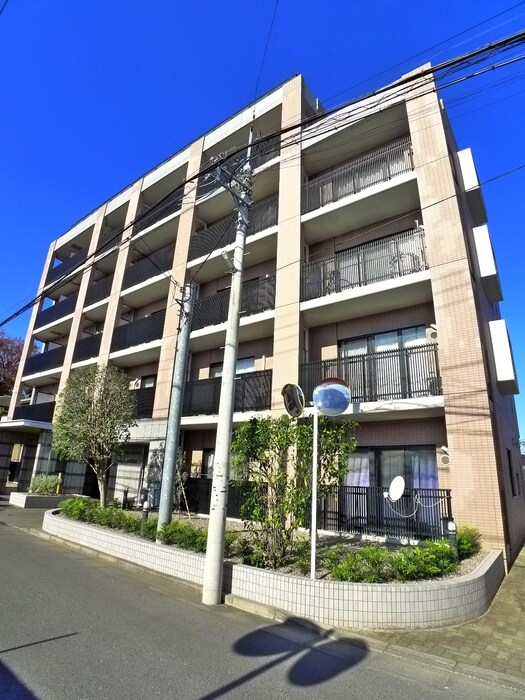 物件外観写真4　(駐車場)