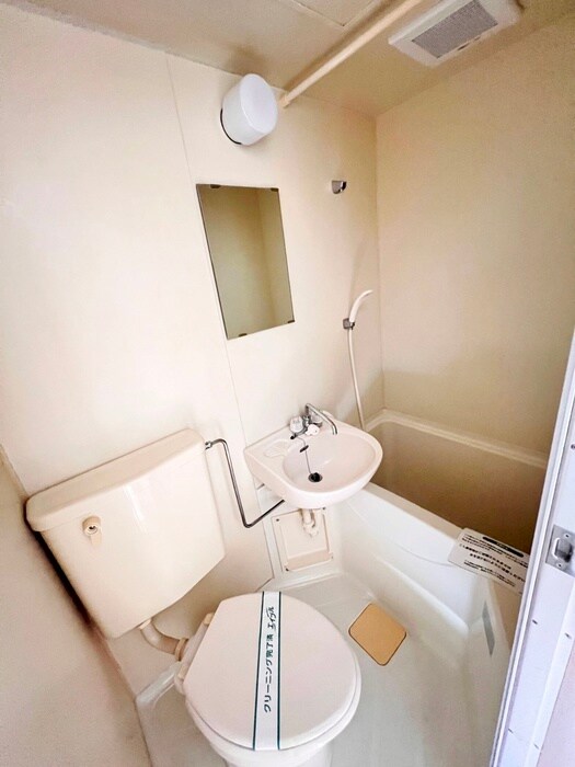 物件内観写真12　(バス／シャワールーム等)