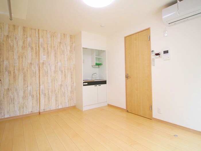 物件内観写真8　(居室)