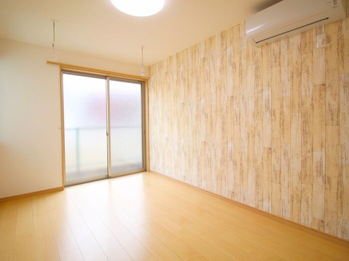 物件内観写真9　(居室)