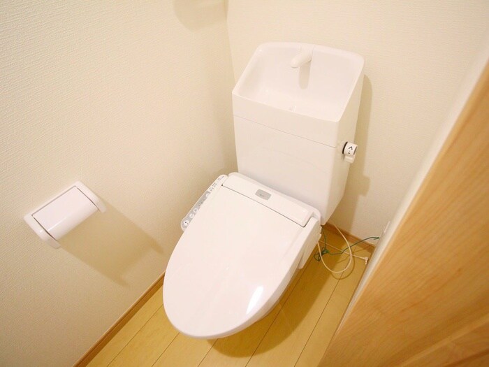 物件内観写真13　(トイレ)