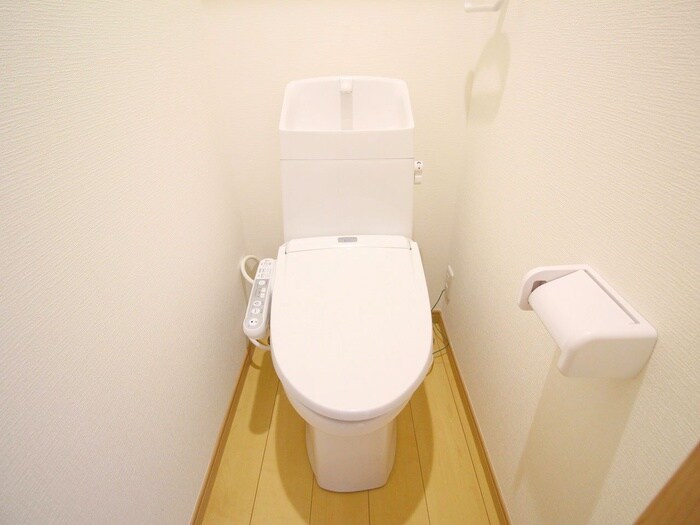 物件内観写真13　(トイレ)