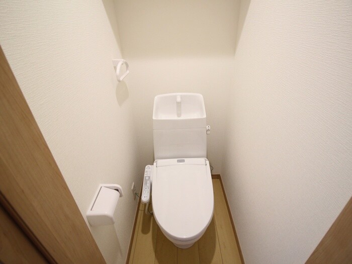 物件内観写真15　(トイレ)