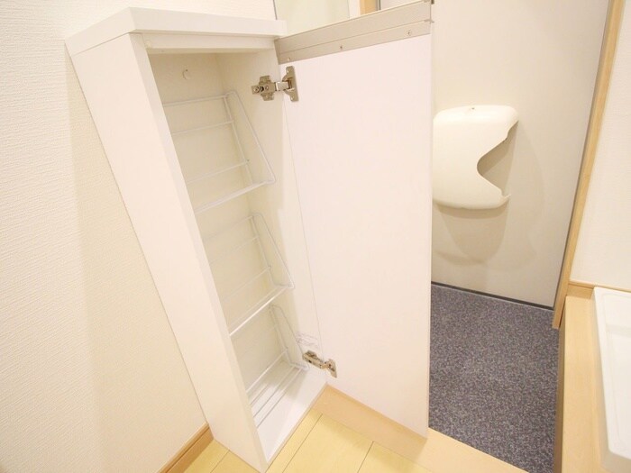 物件内観写真17　(靴箱)