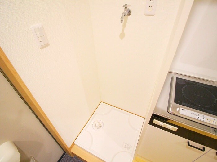 物件内観写真19　(洗濯機置場)