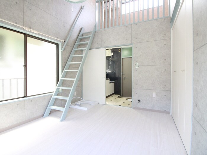 物件内観写真8　(居室)