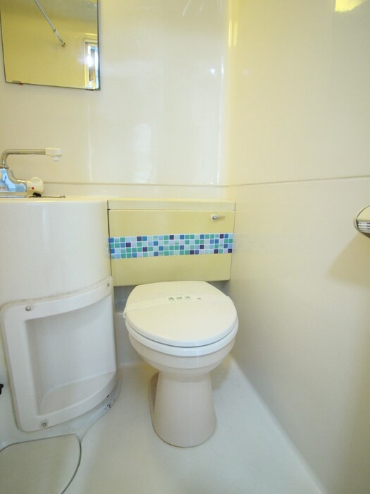 物件内観写真12　(トイレ)