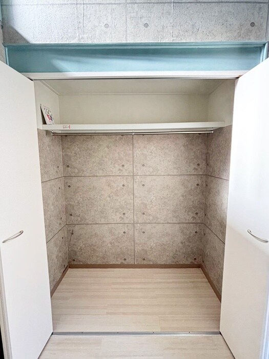 物件内観写真12　(収納)