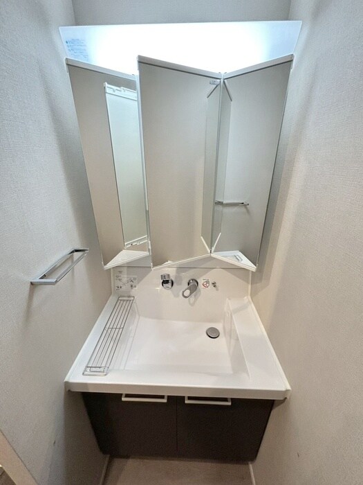 物件内観写真13　(洗面)