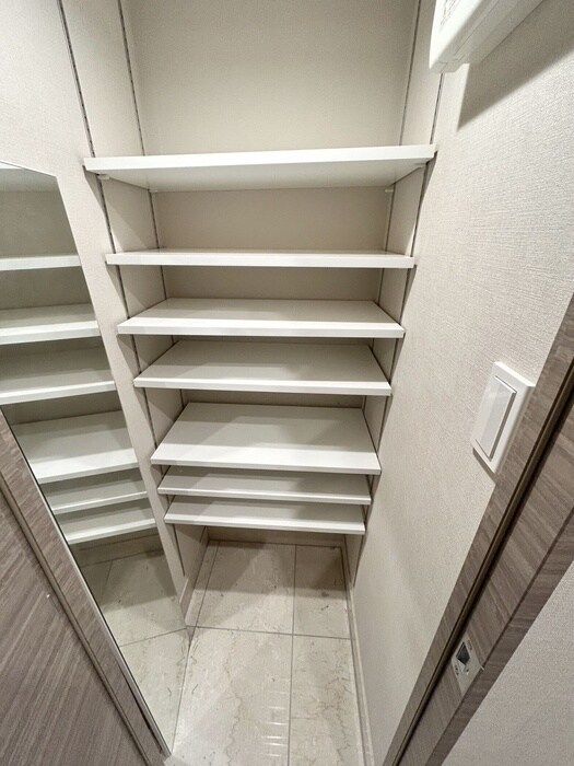 物件内観写真17　(靴箱)