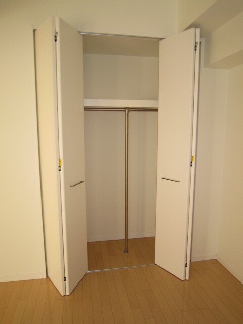 物件内観写真10　(収納)