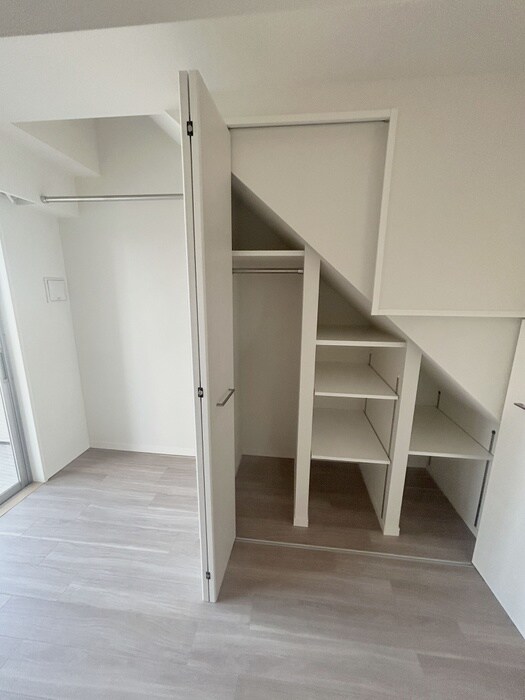 物件内観写真15　(収納)