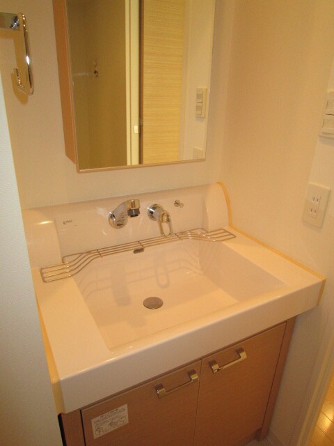 物件内観写真15　(洗面)