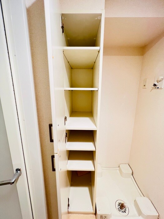 物件内観写真16　(収納)