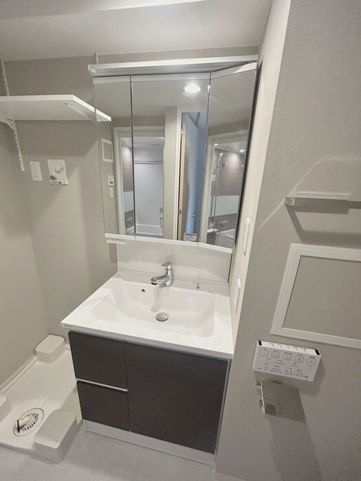 物件内観写真16　(洗面)