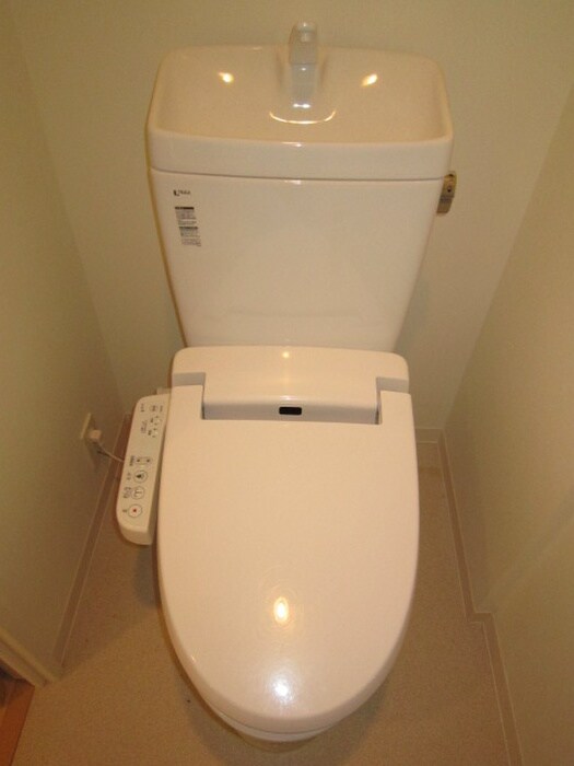 物件内観写真16　(トイレ)