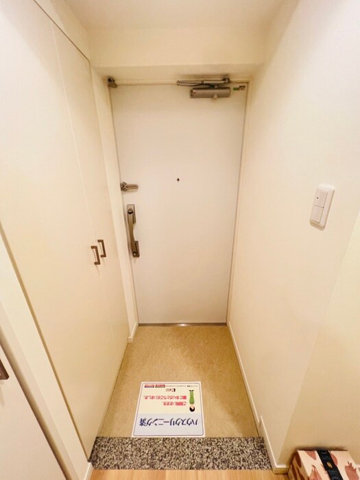 物件内観写真19　(玄関)
