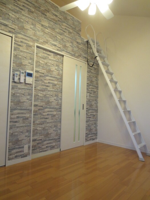 物件内観写真9　(居室)