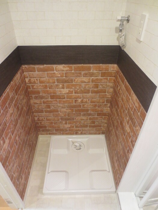 物件内観写真15　(洗濯機置場)