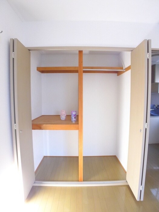 物件内観写真11　(収納)