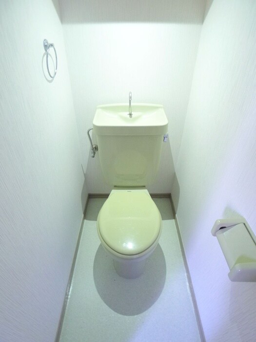 物件内観写真15　(トイレ)