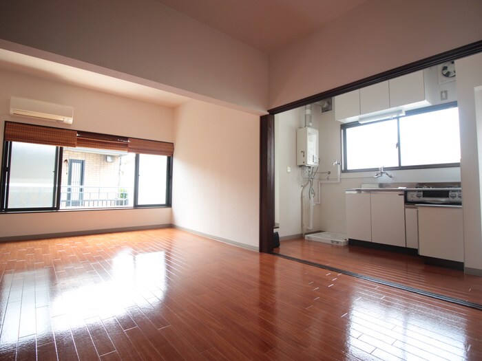 物件内観写真9　(居室)