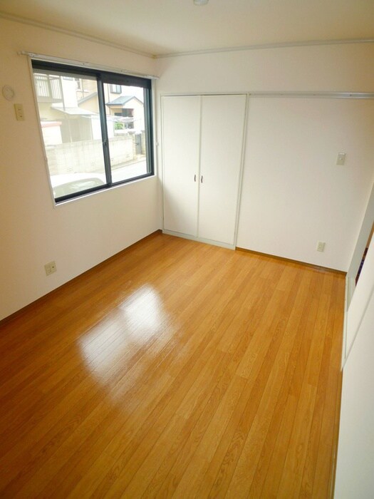 物件内観写真11　(居室)