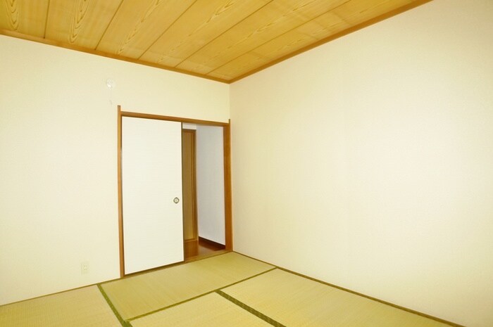 物件内観写真10　(居室)