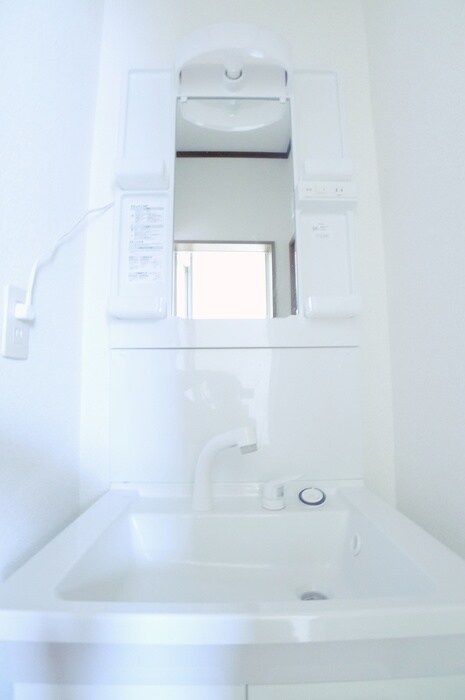 物件内観写真13　(洗面)