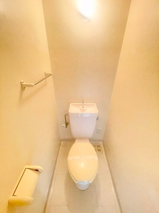 物件内観写真13　(トイレ)