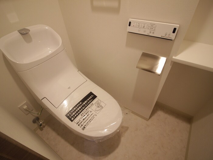 物件内観写真12　(トイレ)