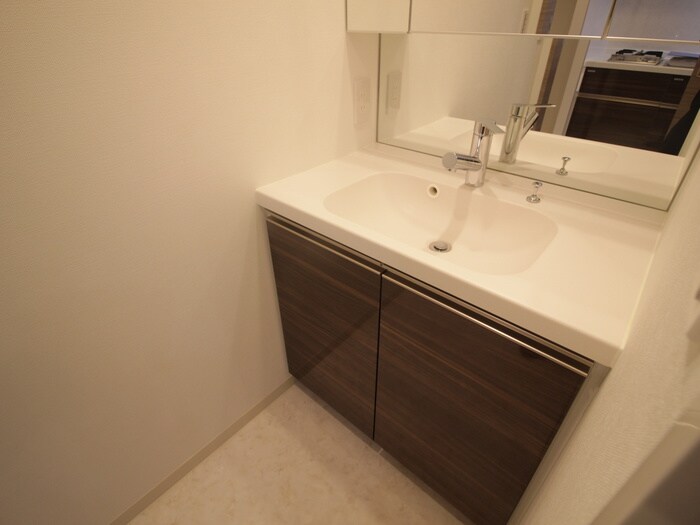 物件内観写真13　(洗面)